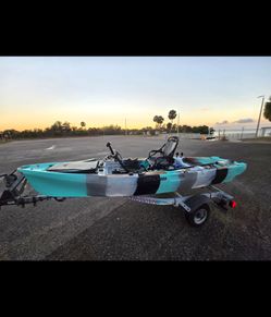 12.8' Enjoy kayak and Caravan trailer