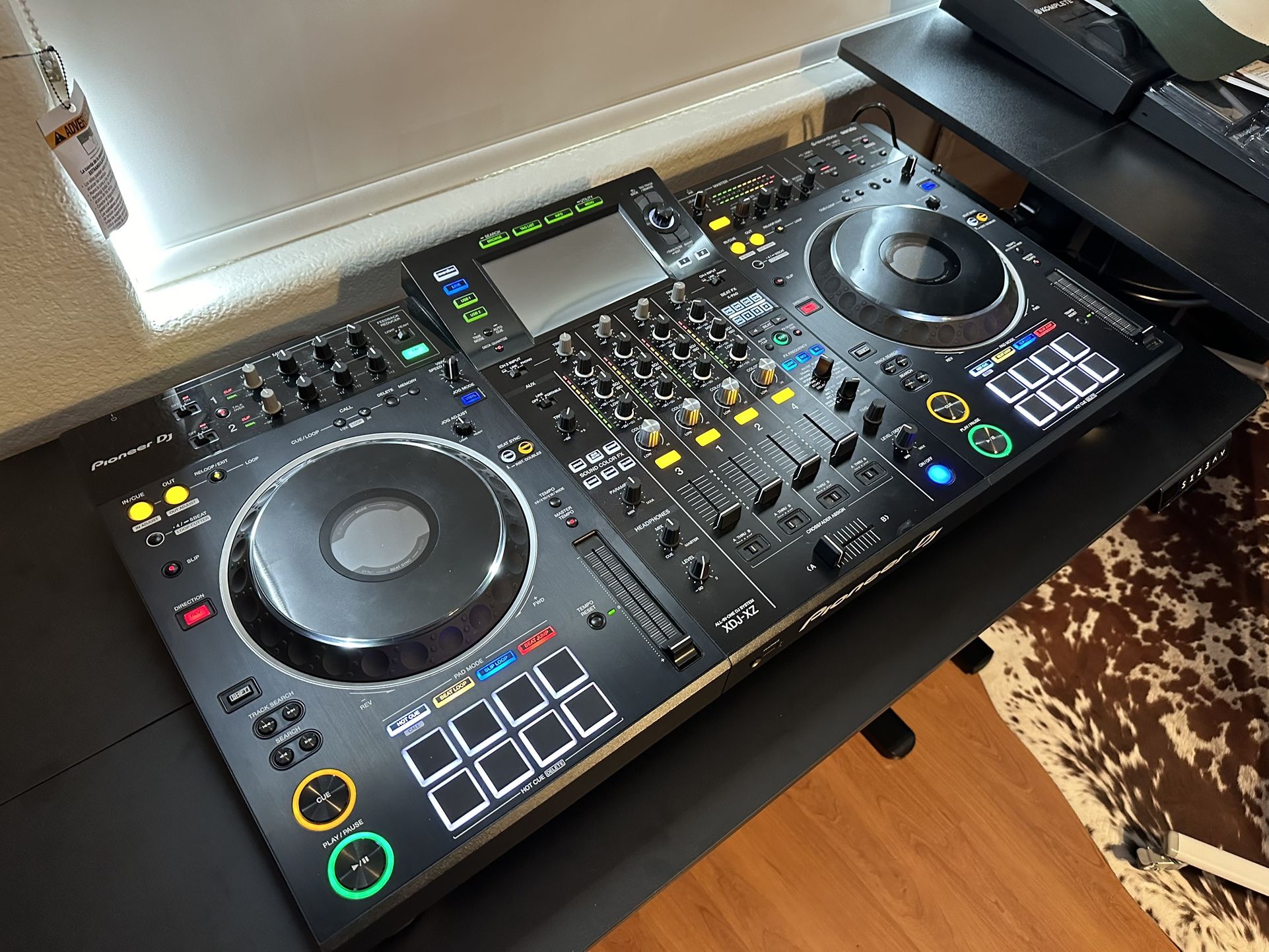 XDJ XZ DJ All in one DJ System (Free Decksaver Bonus