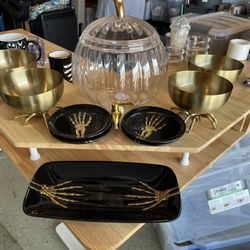 Halloween Decor