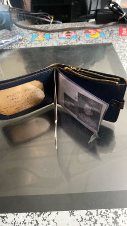 Vintage Leather Photo Wallet with Old Family Photos & Seattle Address Card
