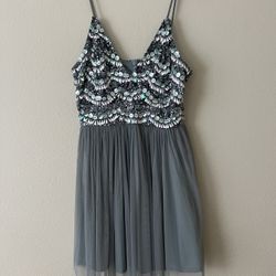 New with Tag PROM Mini Dress Gray with sequins and tulle size M