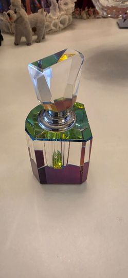 Bottle for perfume