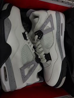 Air Jordan 4 White Cement size 6/7/8/9/10/11/12