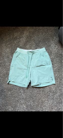 Lululemon Men Size Medium