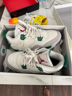 Pine 4s 5.5 men