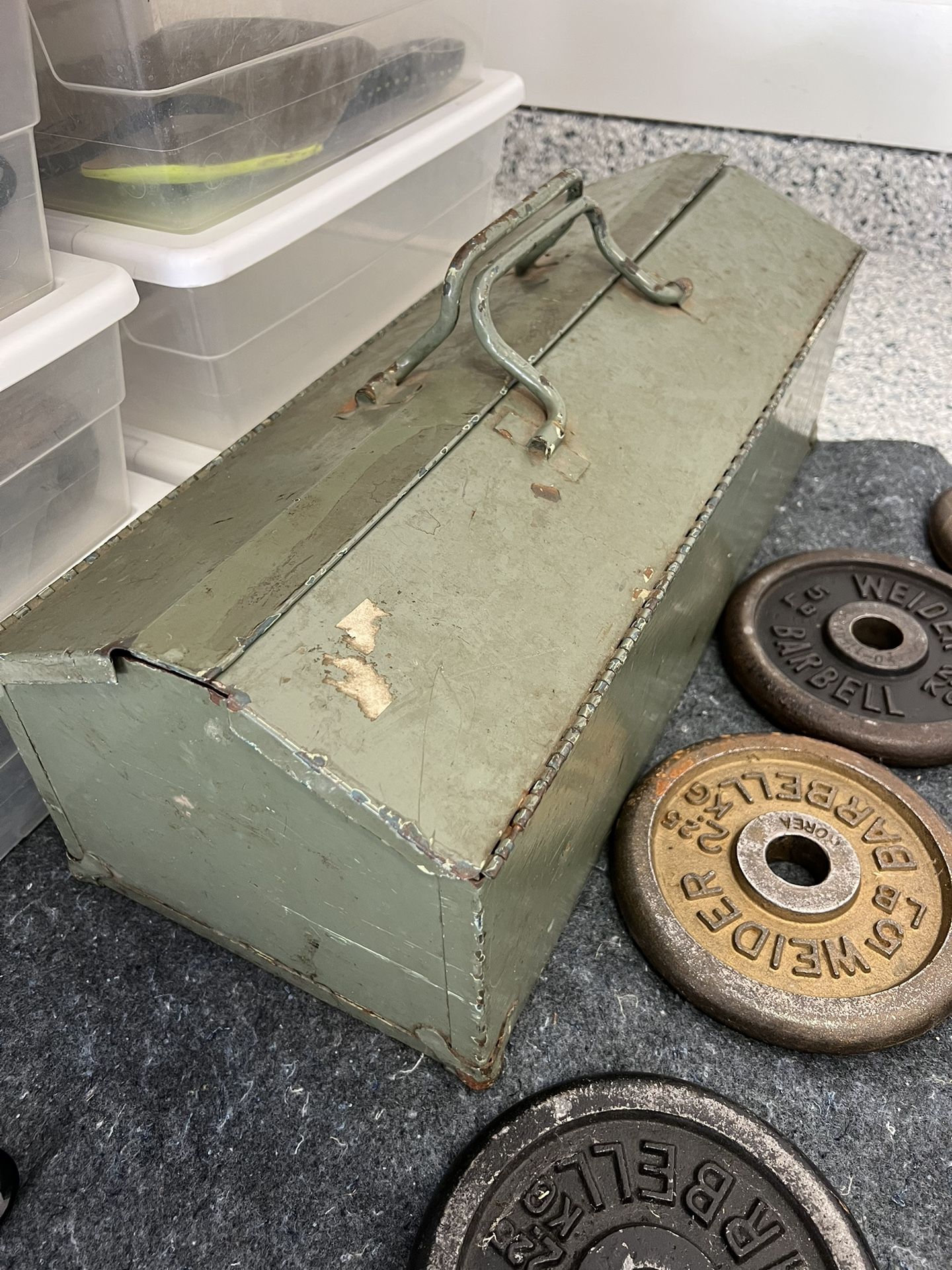 TOOLBOX OLD SCHOOL WITH PIANO HINGES