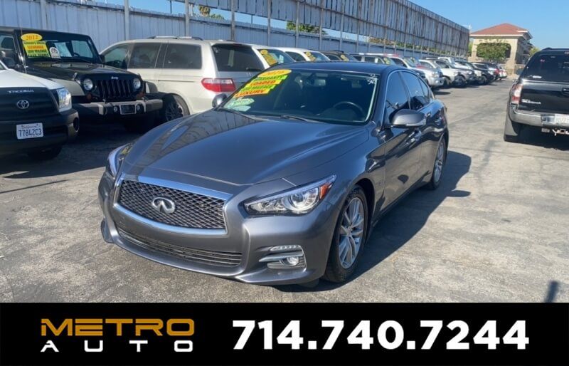 2016 INFINITI Q50