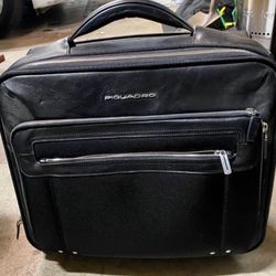 piquadro laptop rolling briefcase black leather