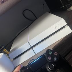 White PS4 500gb