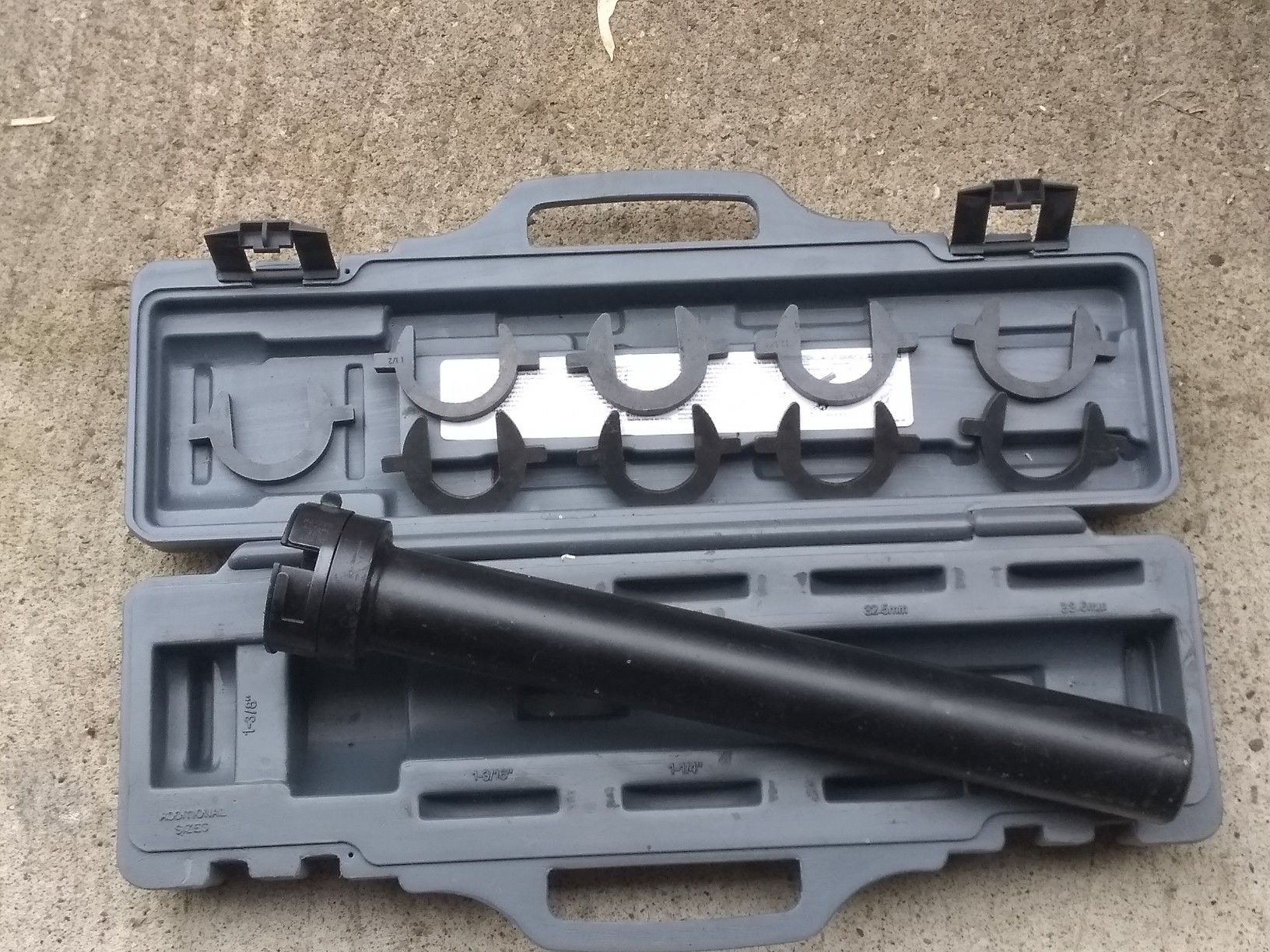 Inner tie-rod tool
