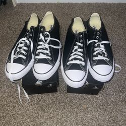 Men’s Converse Size 10 (2 Pairs)