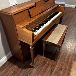 Free Piano