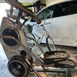 Bow flex Max Trainer 