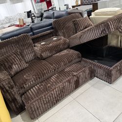 Sleeper Sectional With Cupholders ‼️ Only $799‼️