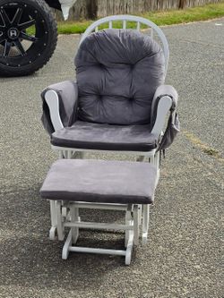 Baby rocking chair with step stool