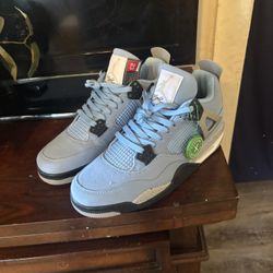 Jordan Retro 4 University Blue
