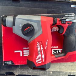 Milwaukee M12 FUEL 12V Lithium- Ion Brushless Cordless 5/8 in. SDS Plus Rotary Hammer Drill (Tool Only)