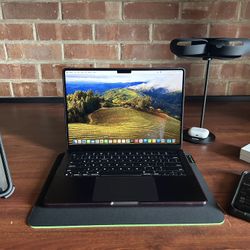 MacBook Pro M4 2024