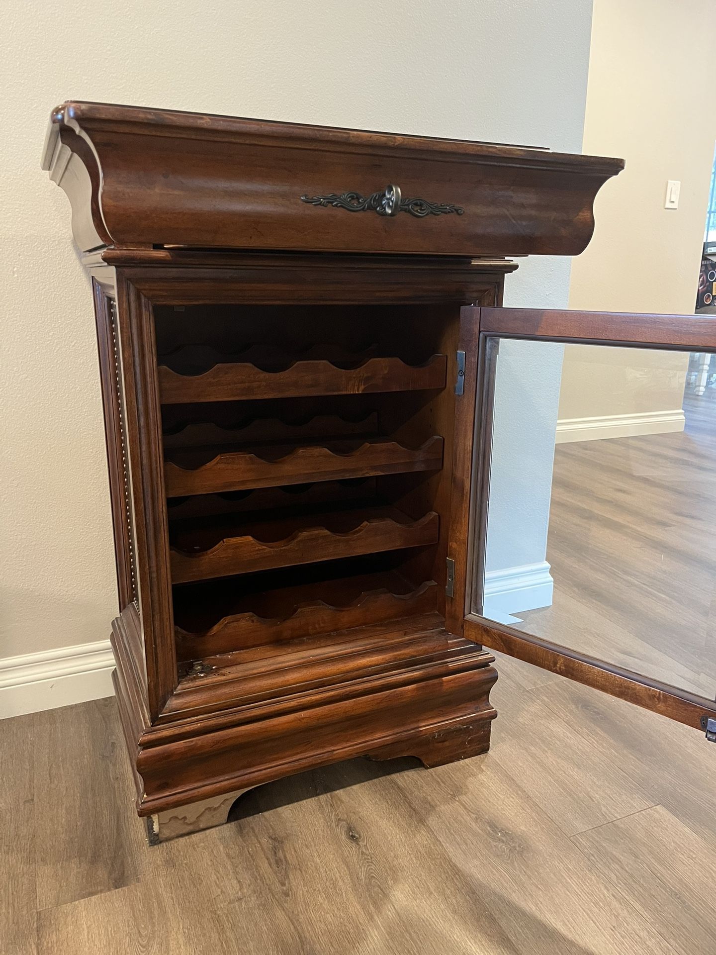 Wine Cabinet