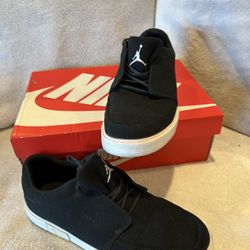 Size 12 vans shoes, all brand new never used