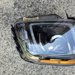 2020 Kia Telluride Headlights 