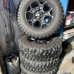 BFG KM2 Mud Terrain Tires And Wheels