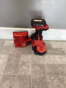 Milwaukee (2872-20) Threaded Rod Cutter W/ Battery And Charger