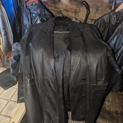 MENS & WOMENS LEATHER JACKETS 