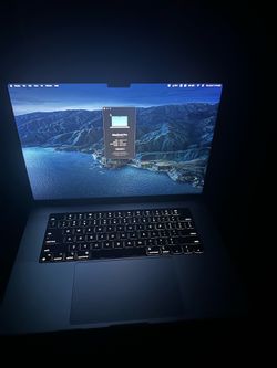 MacBook Pro 16-inch (2023) - M2 Pro / 16GB RAM / 512GB SSD + AppleCare+