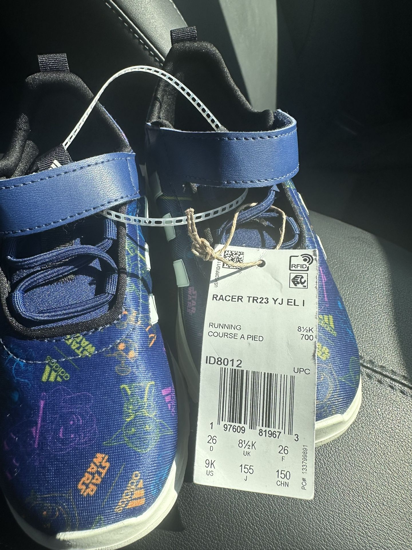 Adidas Size 9 Kids Young JEDI Edition