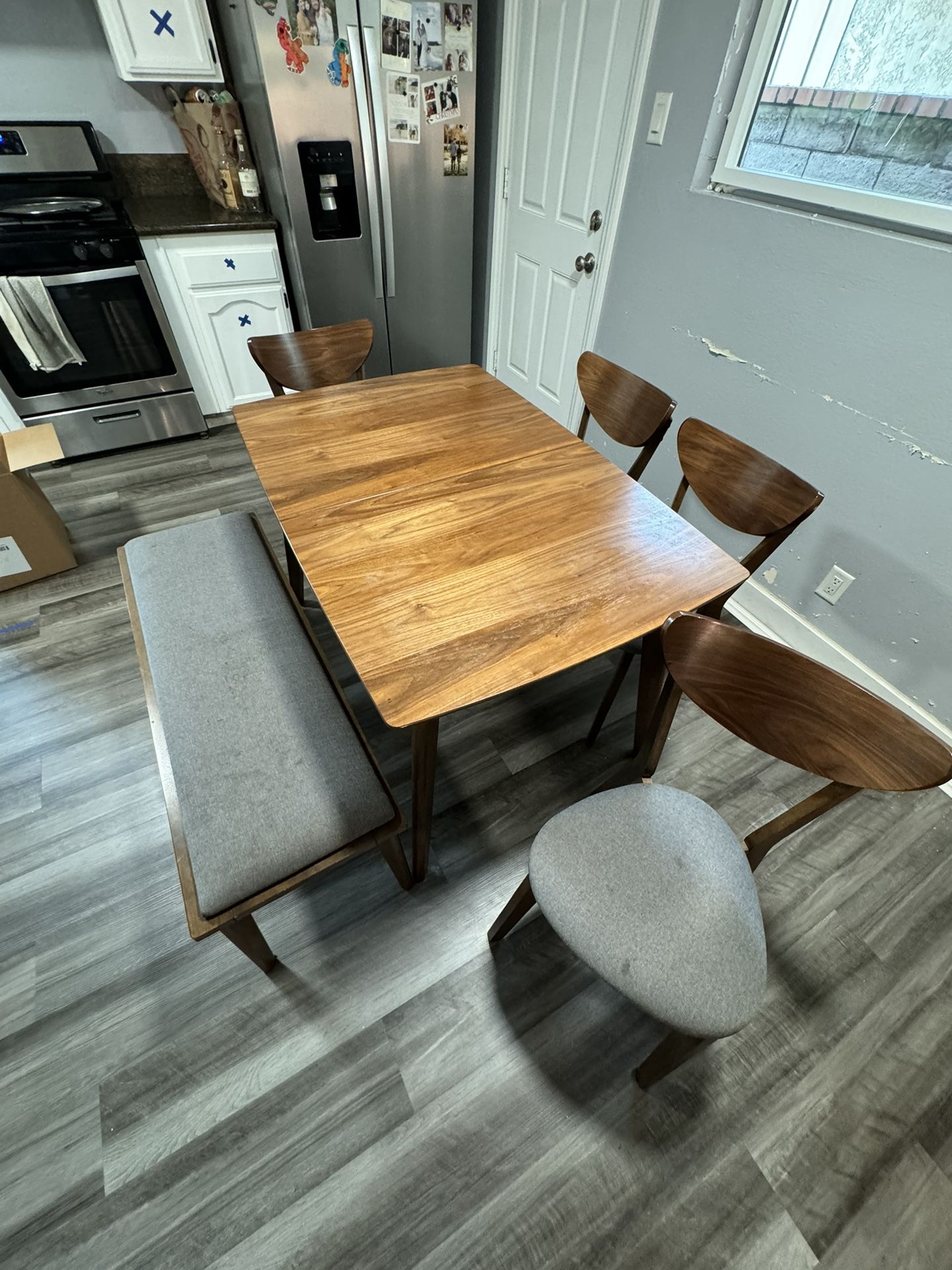 Dining Table - Extendable, Mid Century