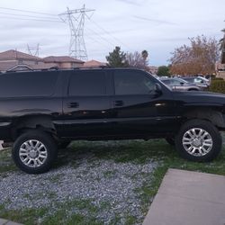 2005 Chevrolet Suburban