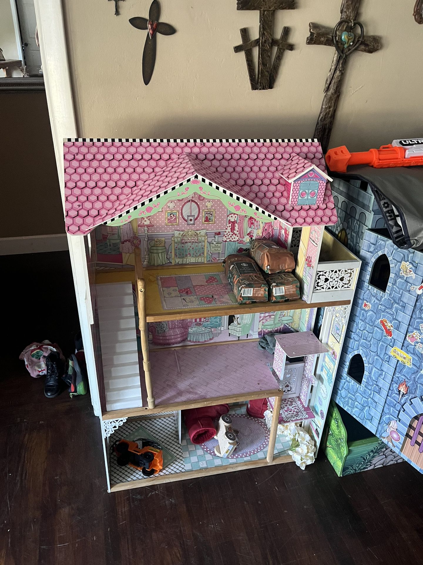 Castle, Doll House, Decor And Floor Piano