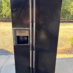 Kenmore 2 Door Refrigerator 