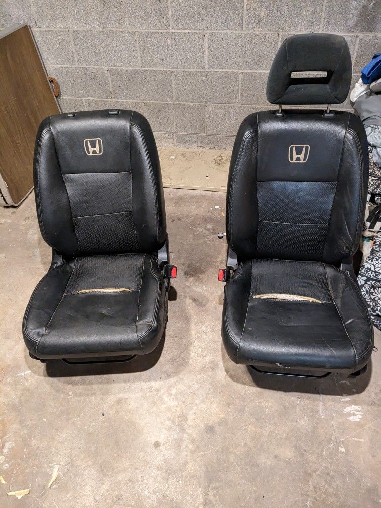 2005 Honda Civic Leather Seats