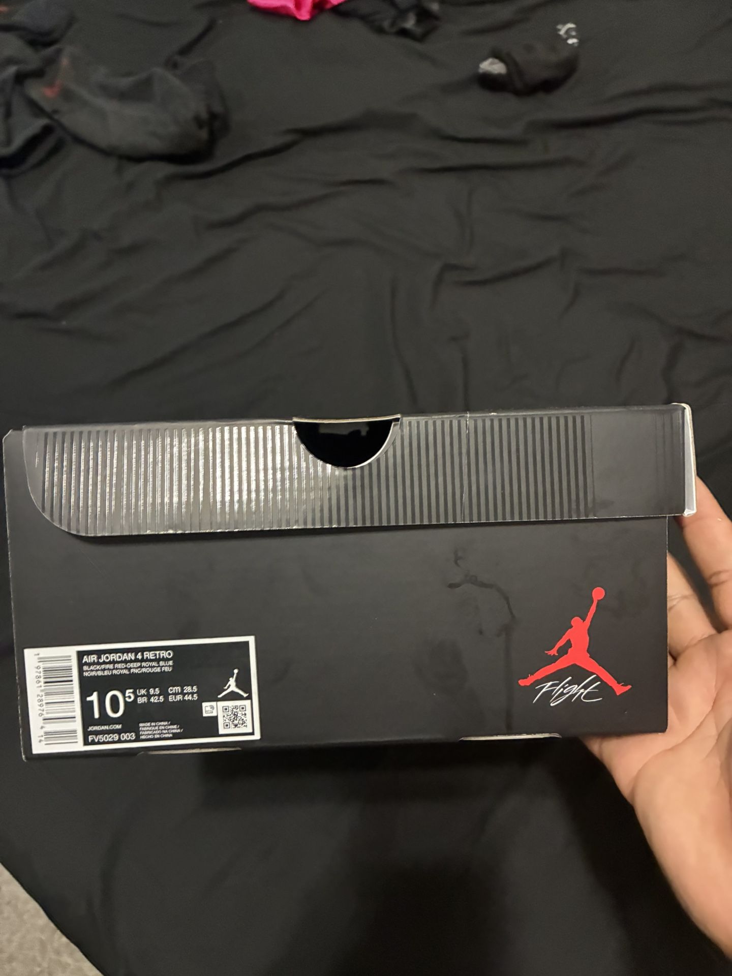 Jordan 4 Retro Brand New Never Wore (size 10.5)