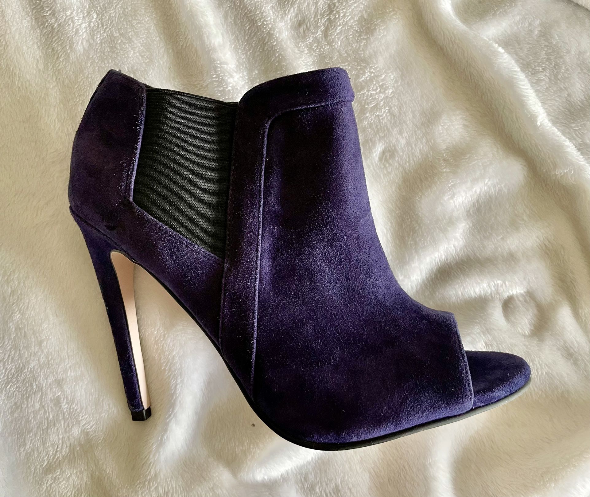 Woman’s Suede Deep Purple Size 10 - Open Toe Heels (ShoeMint) These look fabulous with jeans!!