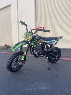 40cc Dirt Bikes, 4-Stroke with Pull Start, Rear Disc Brake, 20MPH Max Speed, Up to 132 LBS