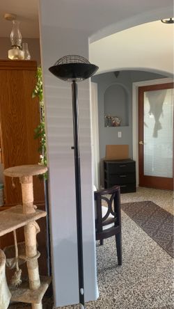 Floor lamp