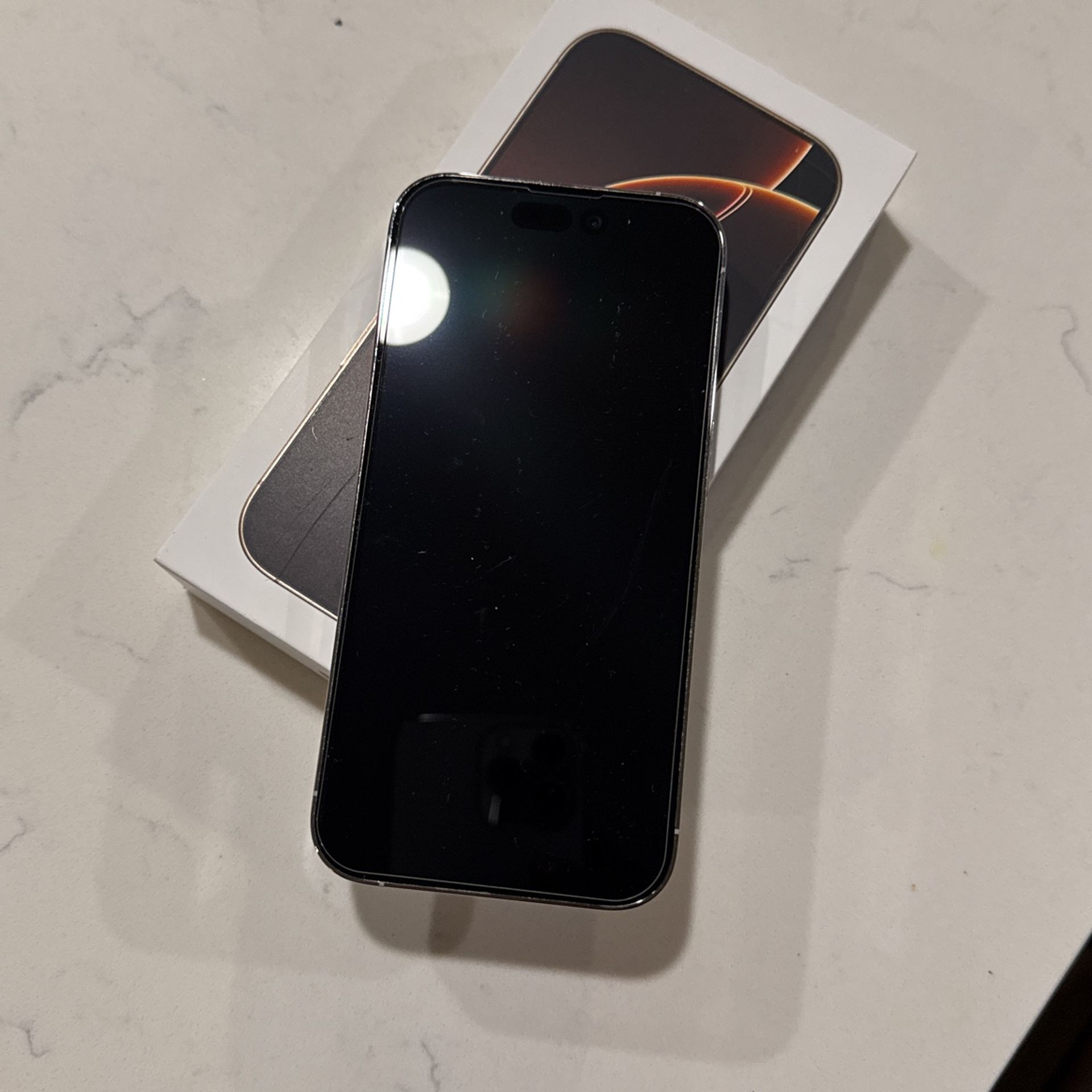 Iphone 14 Pro ( Unlocked) -128GB