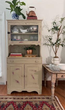 Vintage Hutch