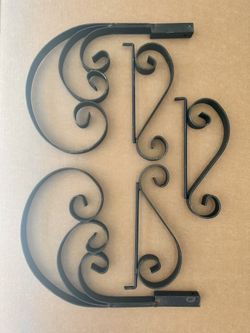 Wrought-iron decorative brackets or corbels, 