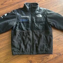 Supreme X North face Sweater 