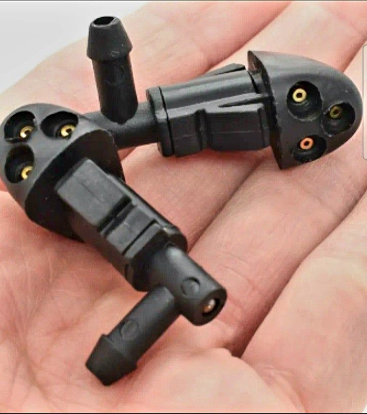 Universal Windshield Washer Nozzles 1 Pair 3-hole Nozzle