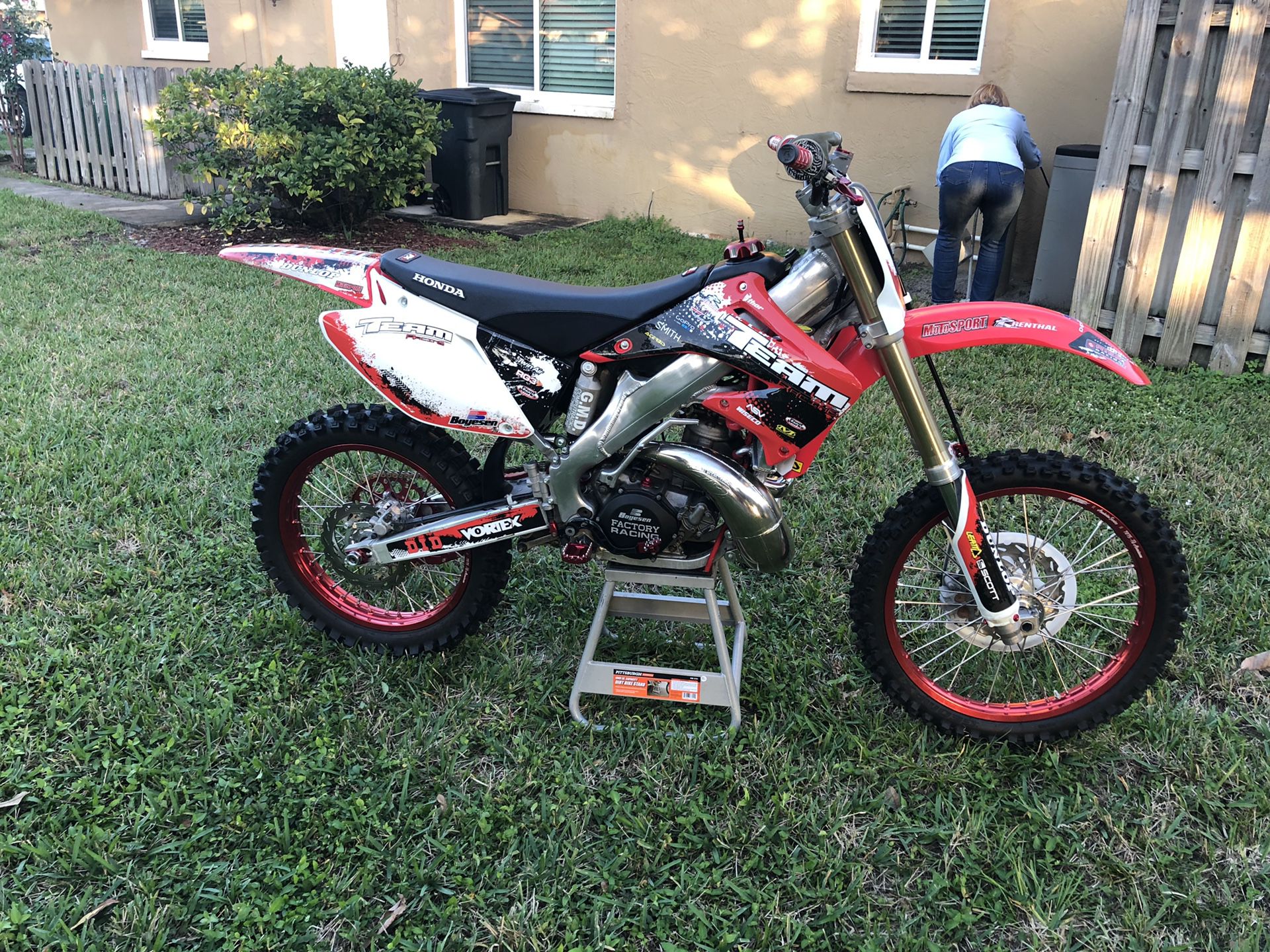 Dirt bike. 2002 Honda cr250r. Completely rebuilt. New performance top and bottom ends. New wheels, tires, controls, and everything in between. Very f