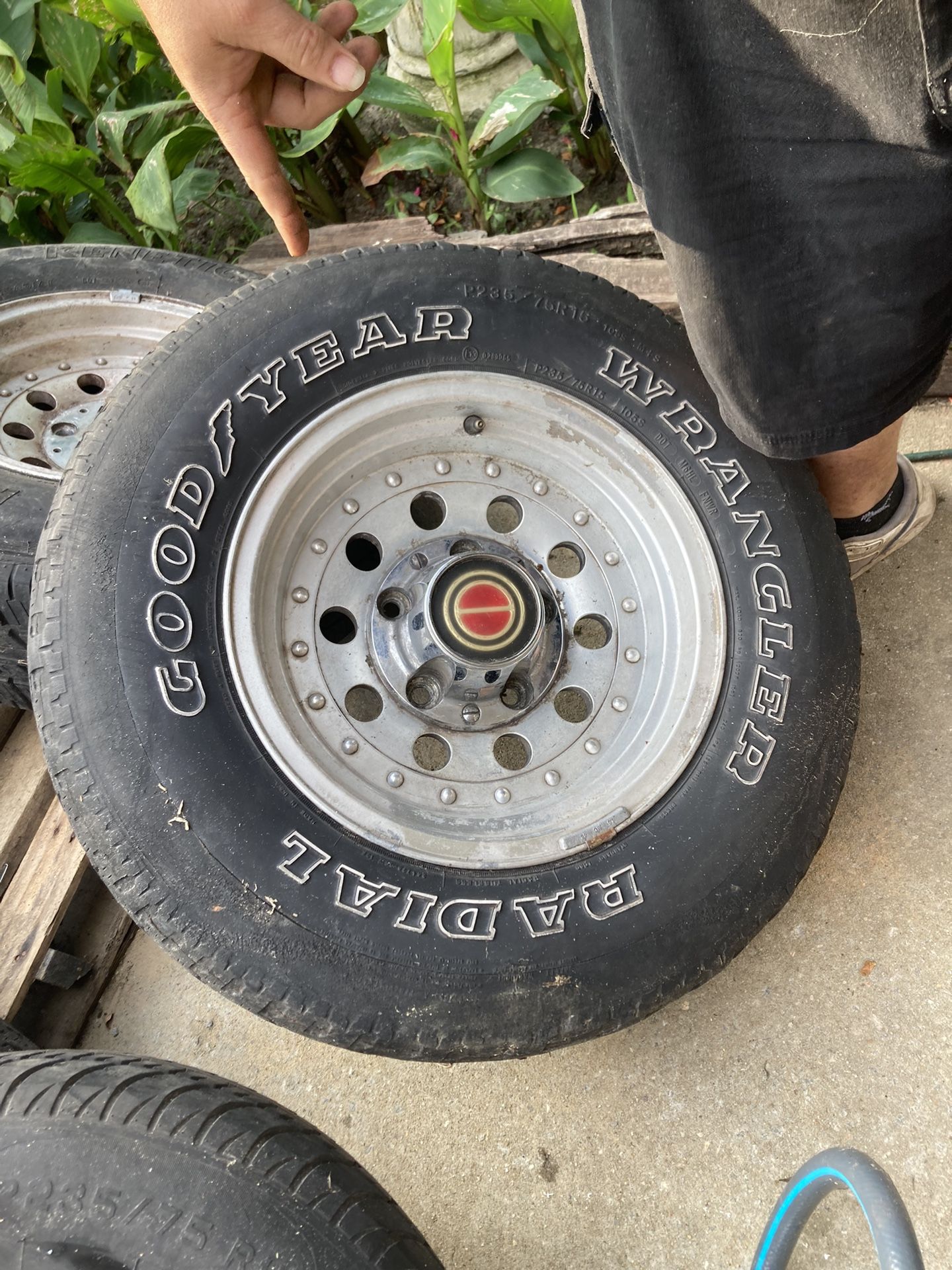 Does 5 Lug Rims