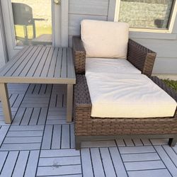 3-piece Wicker Patio Set With Table