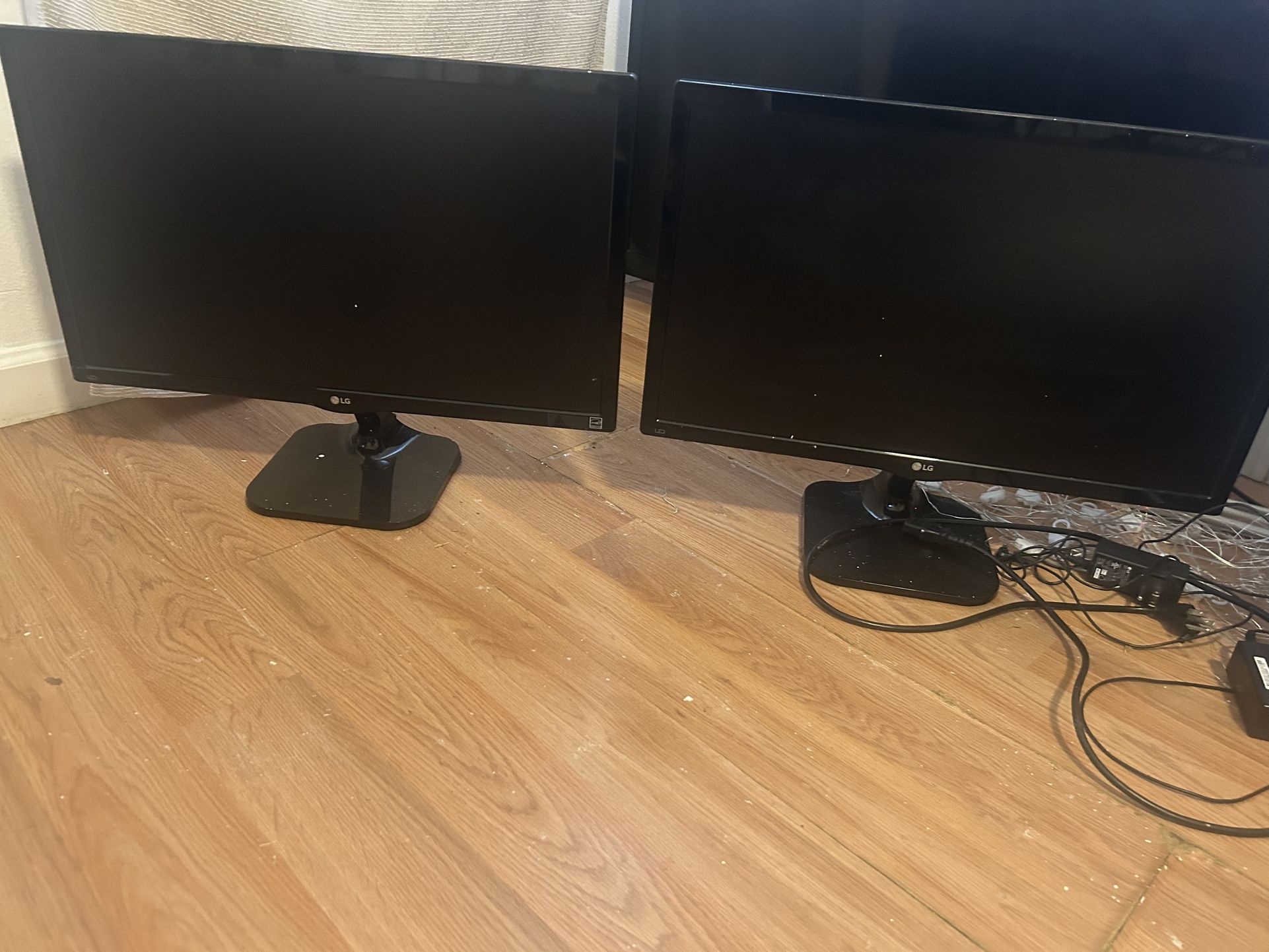 LG MONITORS