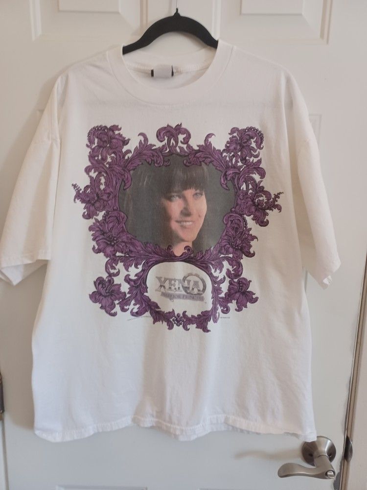 Xena Series Vintage 90s T-shirt "Xena" Character 