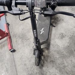 Phantom R1 Seated Electric Scooter 